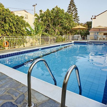 Christinantzela Apartments Кокари Екстериор снимка
