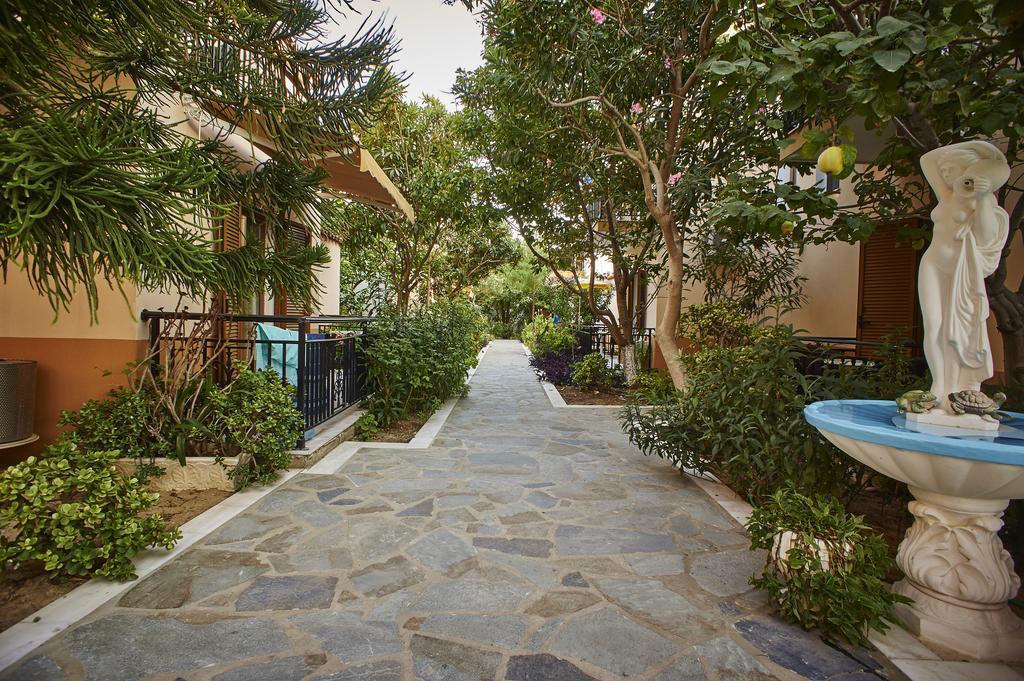 Christinantzela Apartments Кокари Екстериор снимка